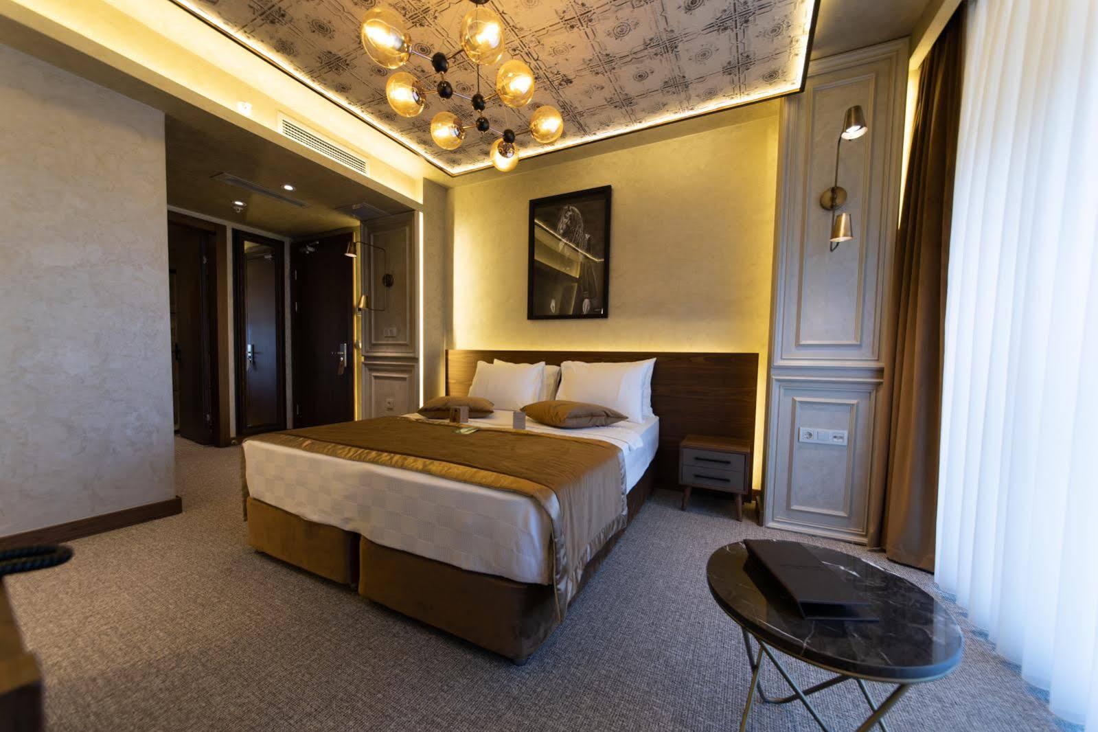 Tonight Hotel Port Istanbul Exterior photo